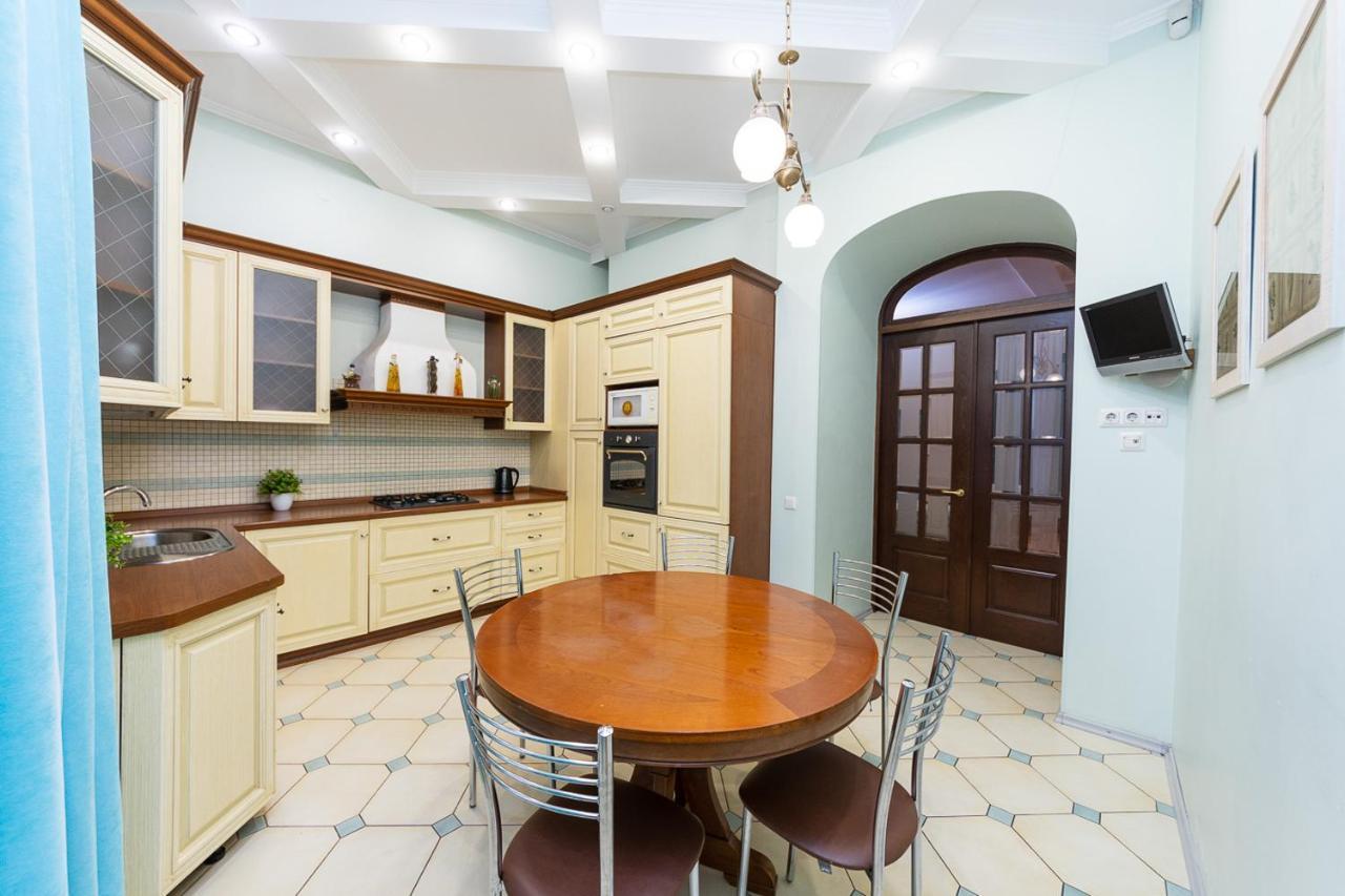 Apartament On Independence Square Kyiv Exterior foto
